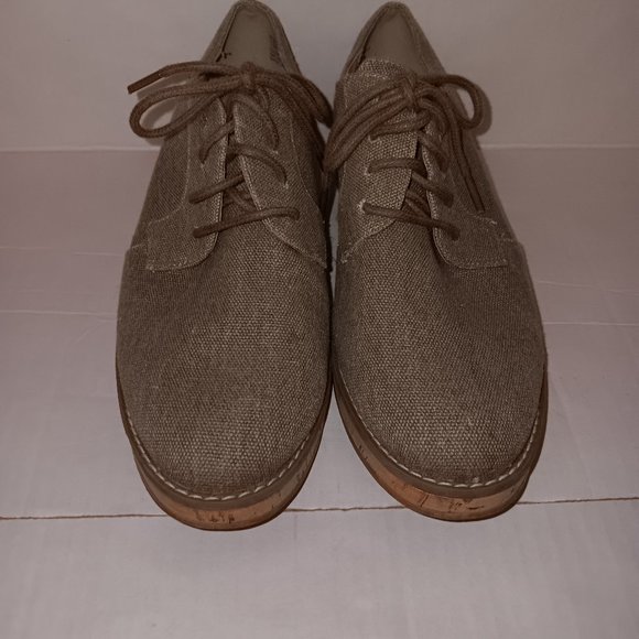 14TH & UNION WOMEN'S CANVAS CORK OXFORD LACE UP SHOES - Picture 2 of 8